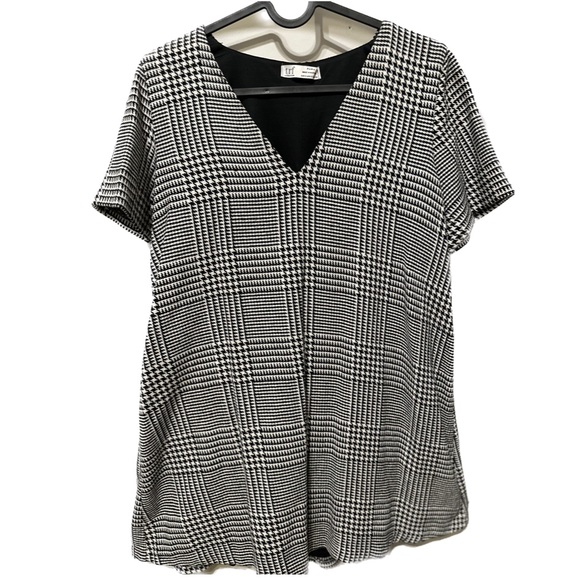 Black and White Zara Dress - Picture 1 of 2